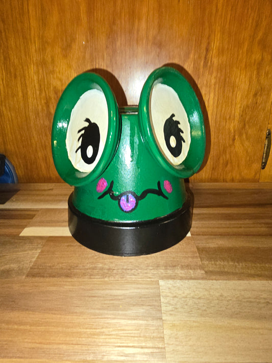Frog yard light 2